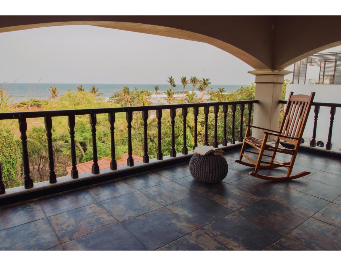 Costa Verde Luxury Seafront Villa Chennai Exteriör bild
